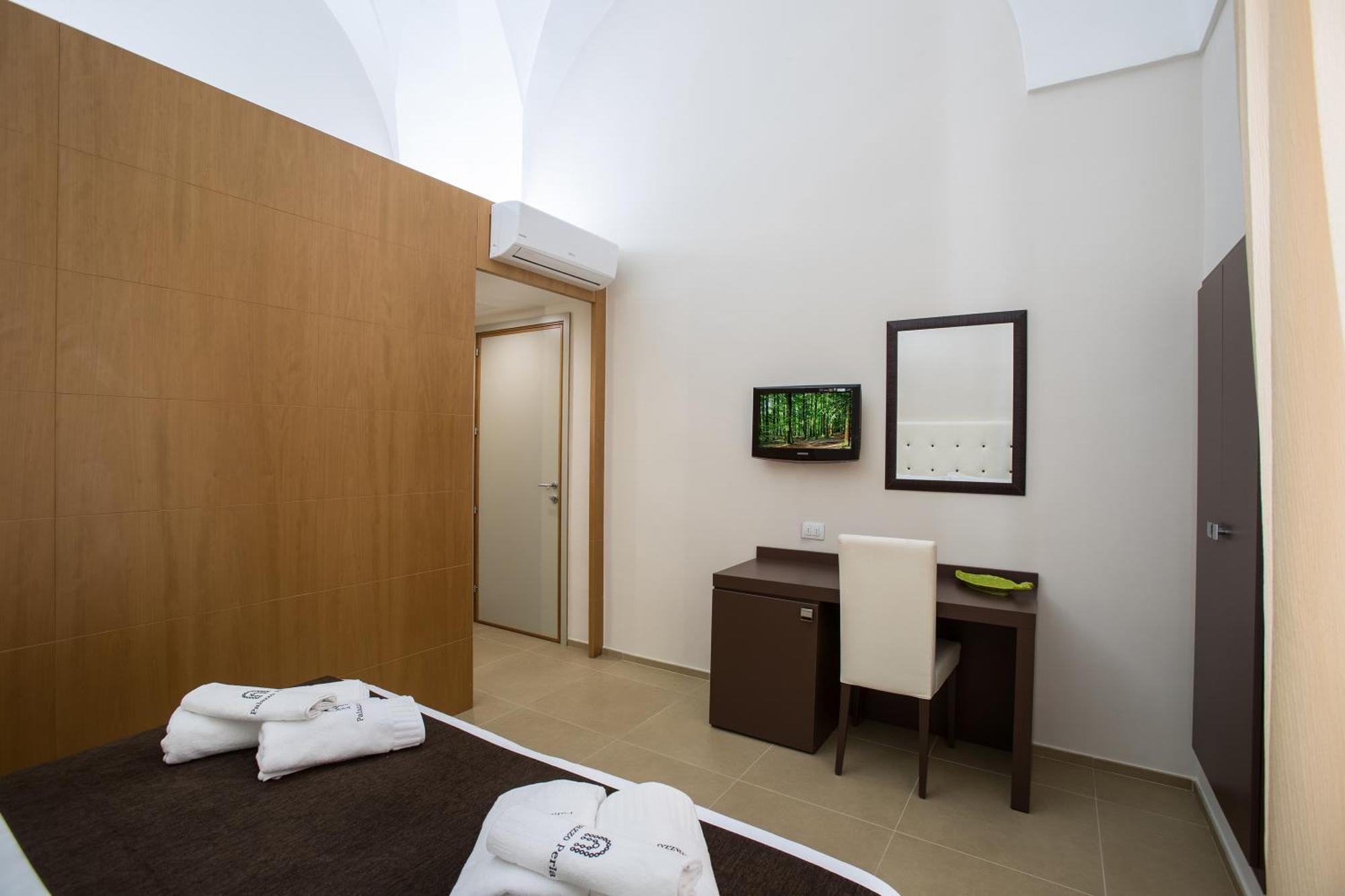 Palazzo Perla Bed & Breakfast Gallipoli Dış mekan fotoğraf